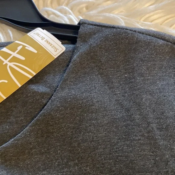 Suzanne Betro length 33” bust 42” Jacket size XL Chic Gray Flared Sleeves 20” - Picture 11 of 12